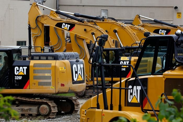 caterpillar-excavators